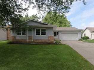 507 Sharpe St, Vermillion, SD 57069
