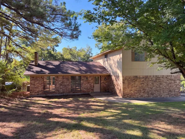 15830 Hilltop Dr, Kemp, TX 75143