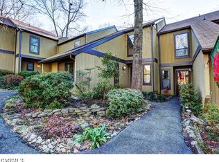 11917 W Briar Patch Dr, Midlothian, VA 23113