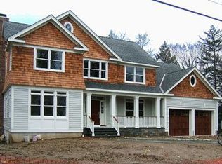 30 Newberry Pl, Rye, NY 10580