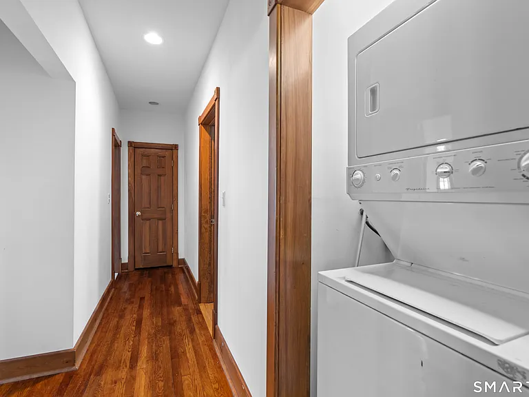 623 Whitney Ave #2 — Photo 12