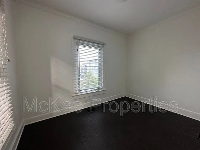 2140 1st Ave #1 — Photo 9