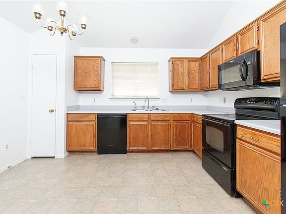 5th image of 2406 Cactus Dr