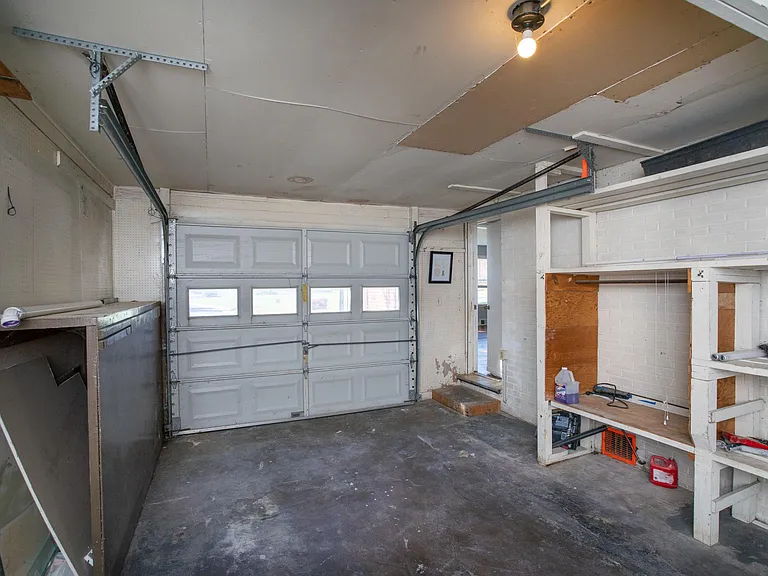 1315 N Atherton St — Photo 27