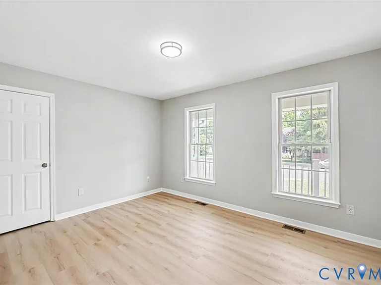 10017 Chartwood Ct — Photo 13