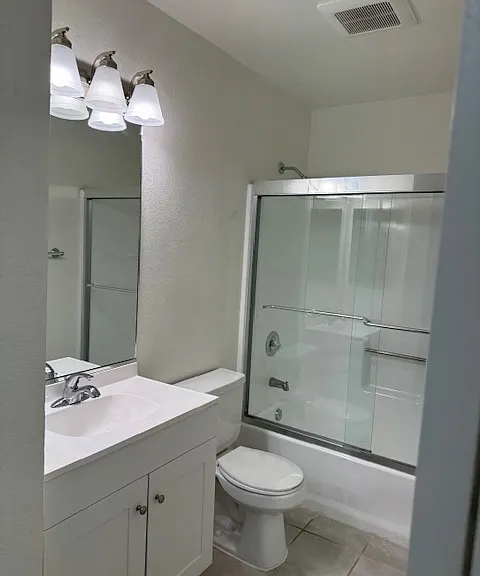 943 Centennial St — Photo 5