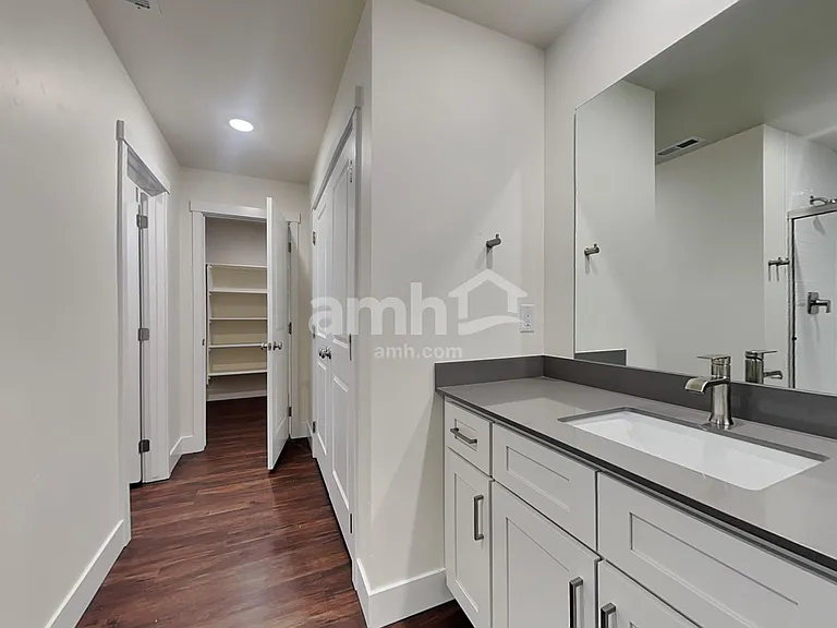 1559 N Garnet Creek Ave — Photo 12
