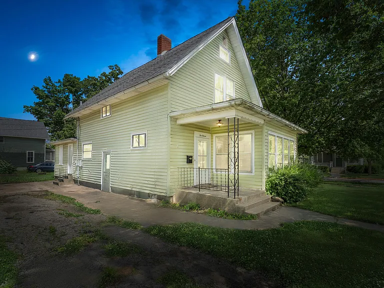 1011 Jackson St — Photo 21