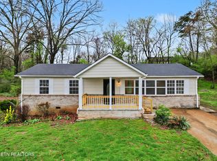 5503 Scenicwood Rd, Knoxville, TN 37912