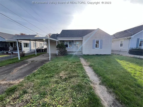 2068 Benedict Cir, Saint Albans, WV 25177