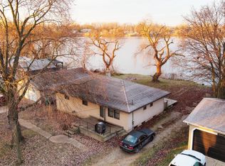 36006 Ruth St, Brownstown, MI 48173