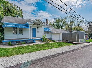 2079 Northview Dr, Irwin, PA 15642