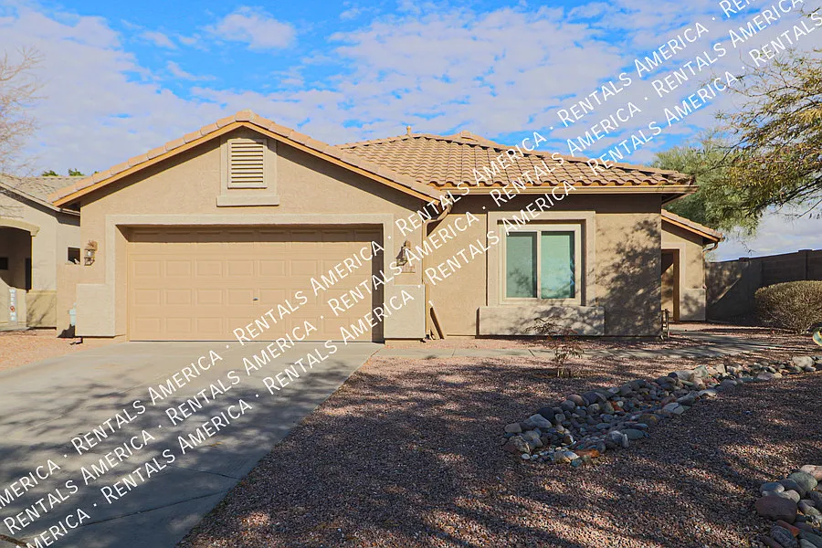 4 Bed 2 Bath Single Level Home -Move In Ready — Photo 4