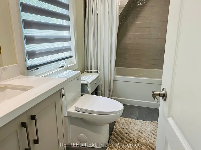 22 Wentworth Ave — Photo 25