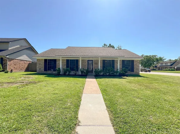 415 Sevenhampton Ln, Houston, TX 77015