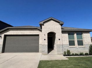 2211 Bear Dr, Midland, TX 79707