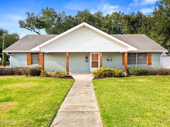 306 S Saint Peter St, Delcambre, LA 70528