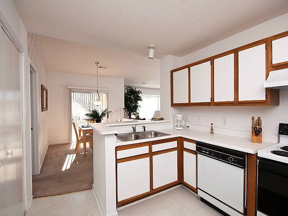 HP Kitchen