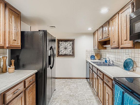 5th image of 3675 S Cherokee Street #400