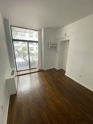 Rented by Mallory Management Corp | media 4