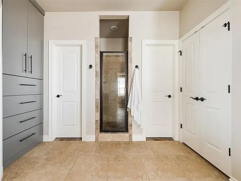 3008 Wind Call Ln — Photo 32