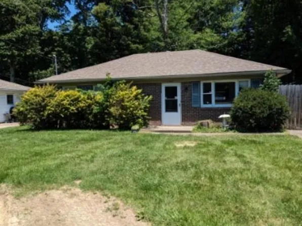 6582 Sylvania 6 Rd, Louisville, KY 40258