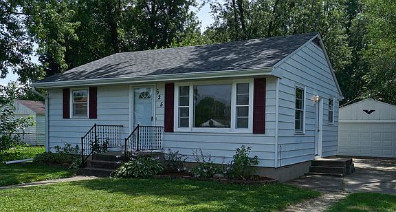 4th image of 625 Colonial Dr