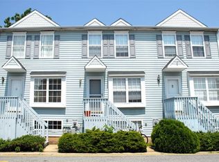 114 Gateway Dr, Newark, DE 19711