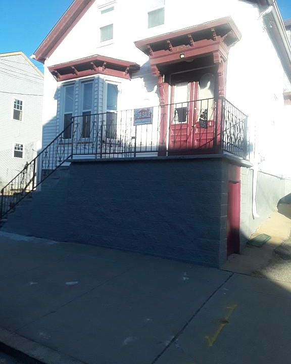 Front of house 