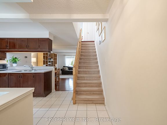 5th image of 72 Desert Sand Dr
