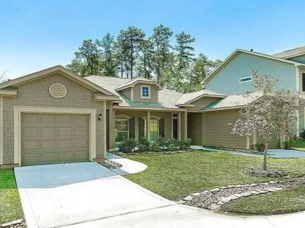 49 Woodland Hills Dr #B, Conroe, TX 77303