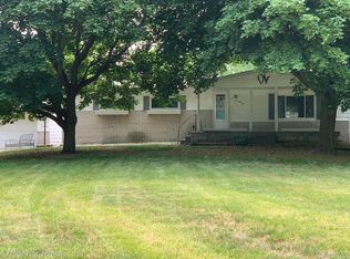 151 Wadhams Rd, Saint Clair, MI 48079