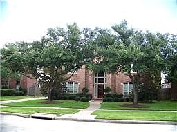 1st image of 2607 Suntree Ln