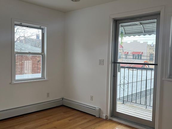 3rd image of 25 Bay 49th St #3