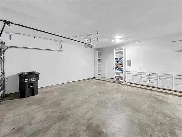 1620 Wellington Pl #303 — Photo 28