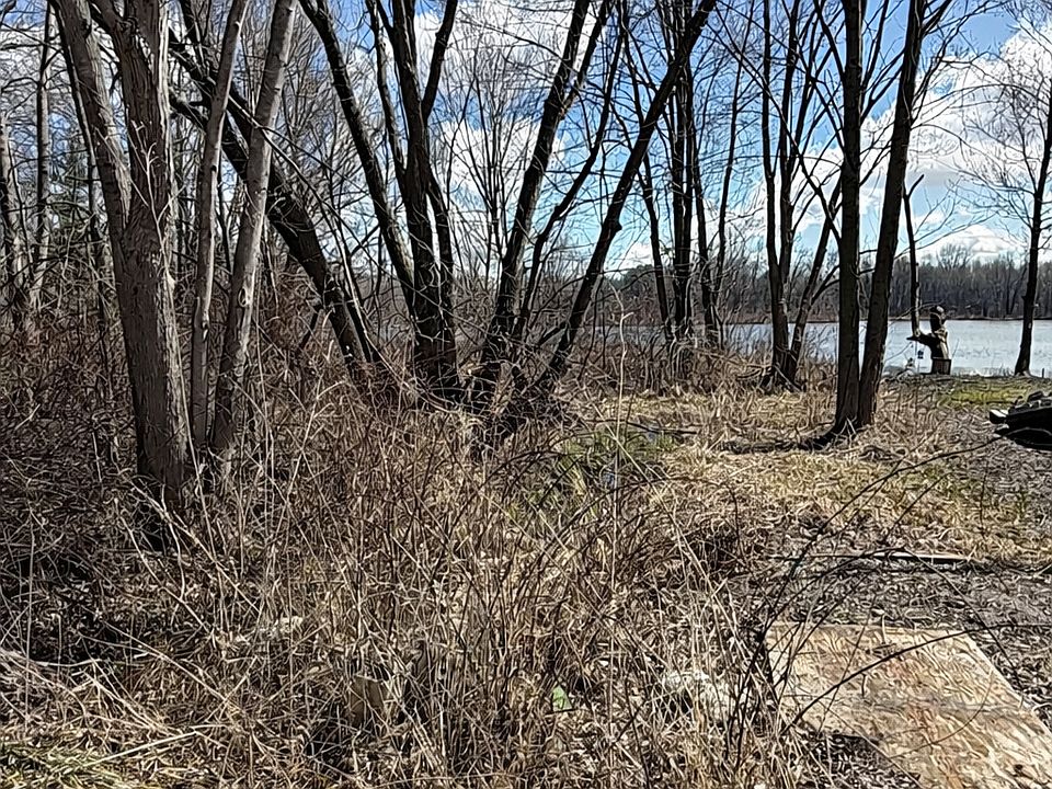 2nd image of 0 N Lakeshore Dr