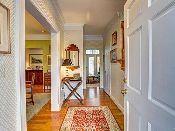 2nd image of 50 E Lock Ln #50