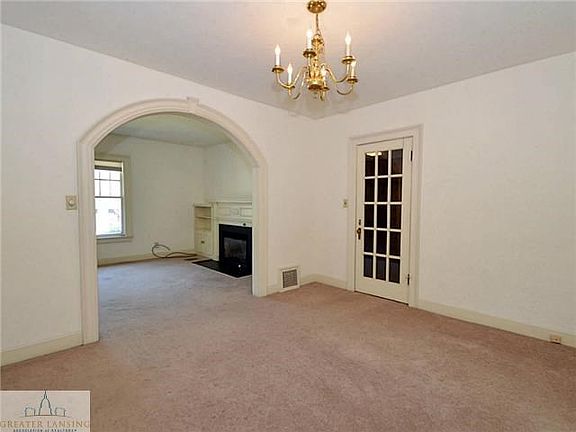 5th image of 351 Southlawn Ave