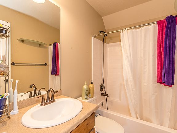 3rd image of 455 W Aspen Peak Dr