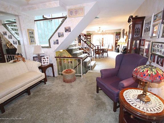 5th image of 23 Mimosa Ln