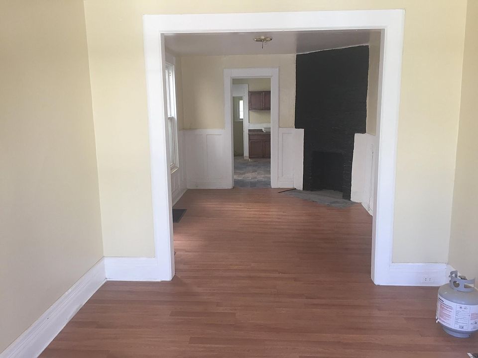 Duplex in Buffalo 407 Massachusetts Ave Buffalo NY Zillow