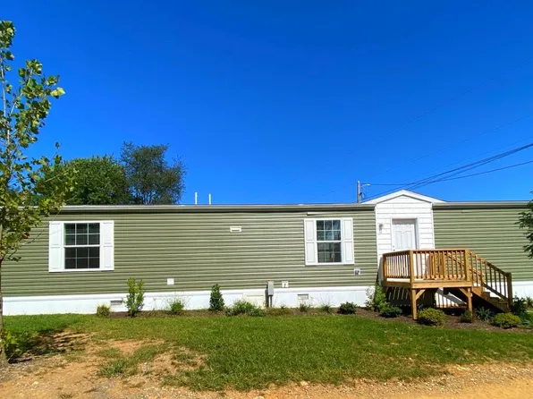 204 Gunner Ln, Honey Brook, PA 19344