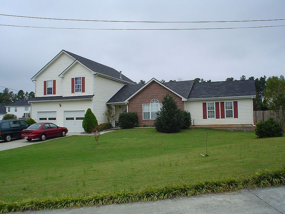 1st image of 320 Fox Briar Ct
