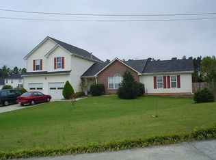 320 Fox Briar Ct, Loganville, GA 30052