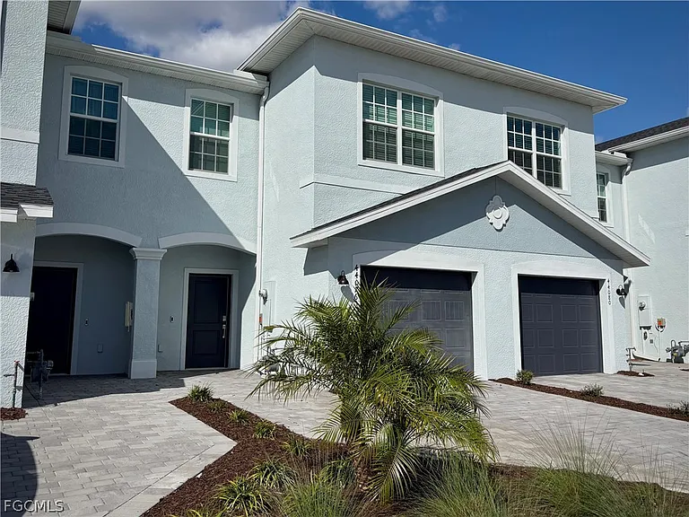 44076 Bellamy Pl — Photo 2