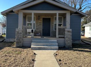 771 S Salt Pond Ave, Marshall, MO 65340