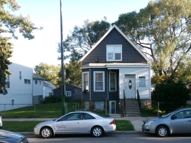 2nd image of 5349 N Bowmanville Ave