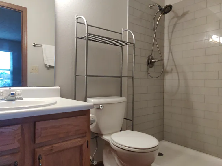 5581 Bingham Dr — Photo 7