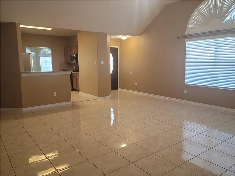 19547 Harvest Stream Way — Photo 5