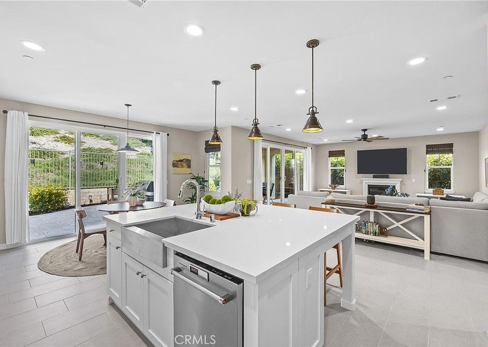 1st image of 18 Baliza Rd